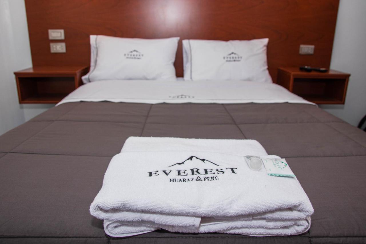 Hotel Turistico Everest ワラス エクステリア 写真