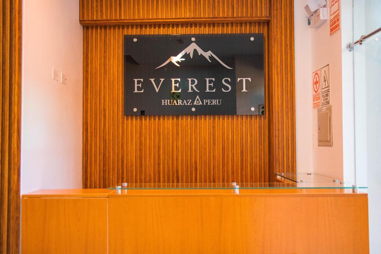 Hotel Turistico Everest ワラス エクステリア 写真