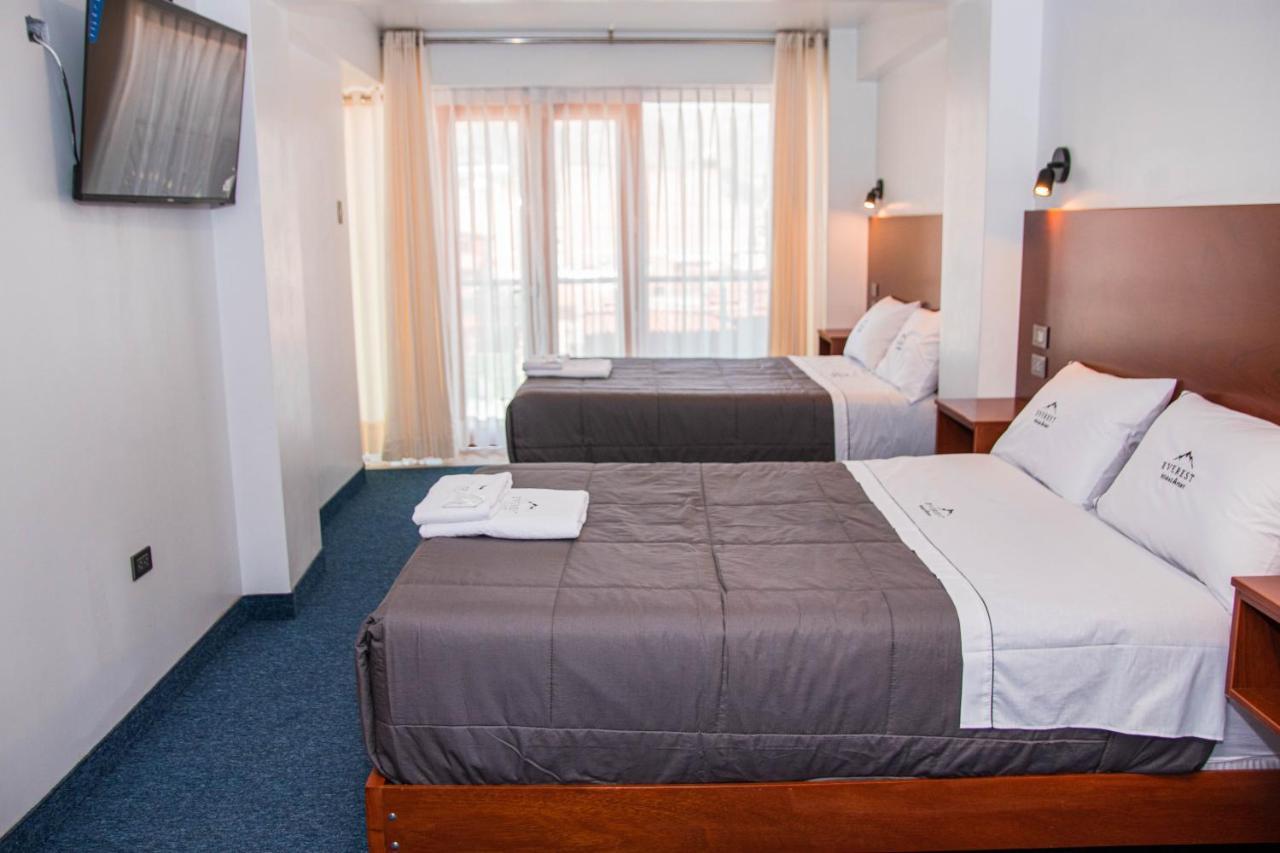 Hotel Turistico Everest ワラス エクステリア 写真